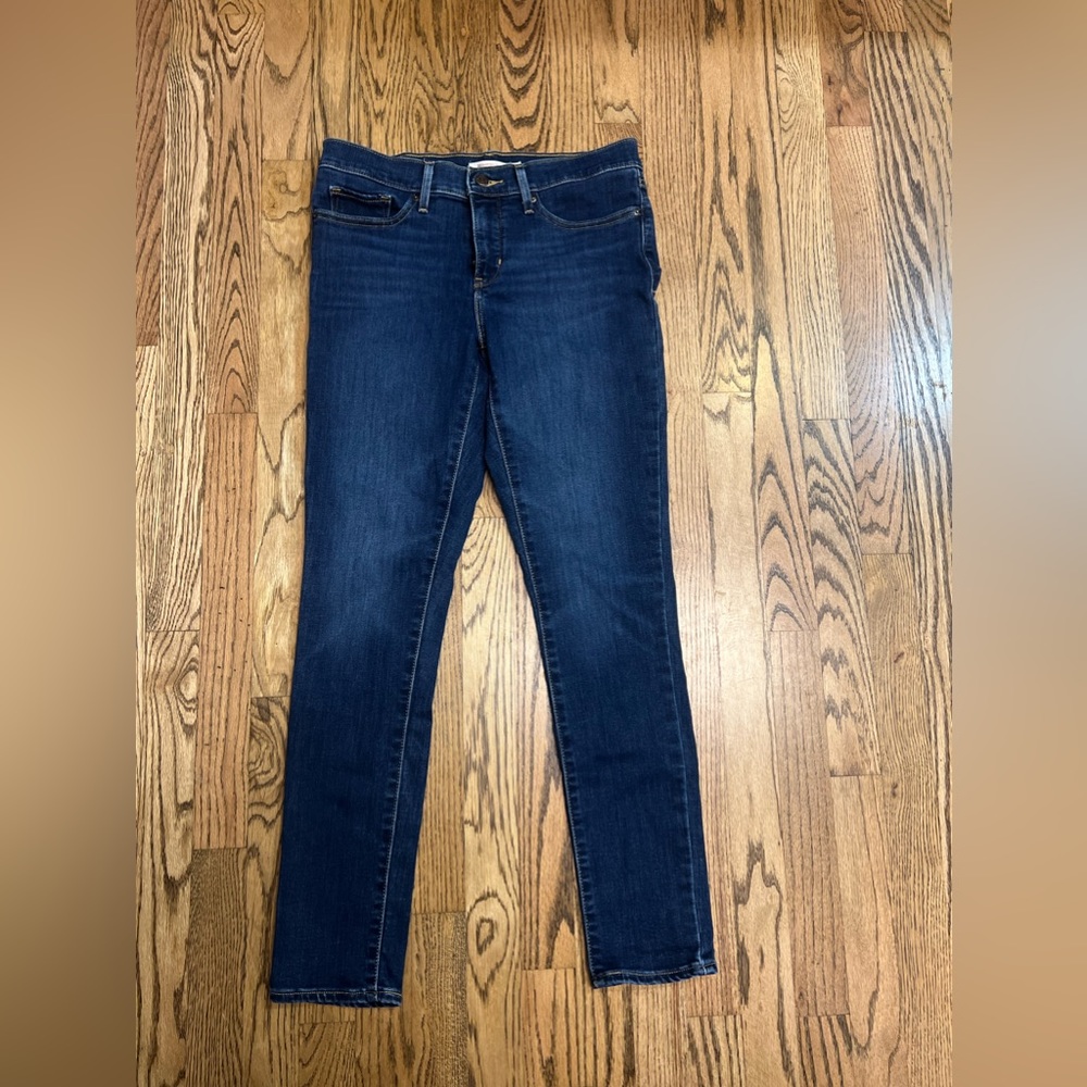 Brand New without tags Levi 311 Shaping Dark Wash Skinnies